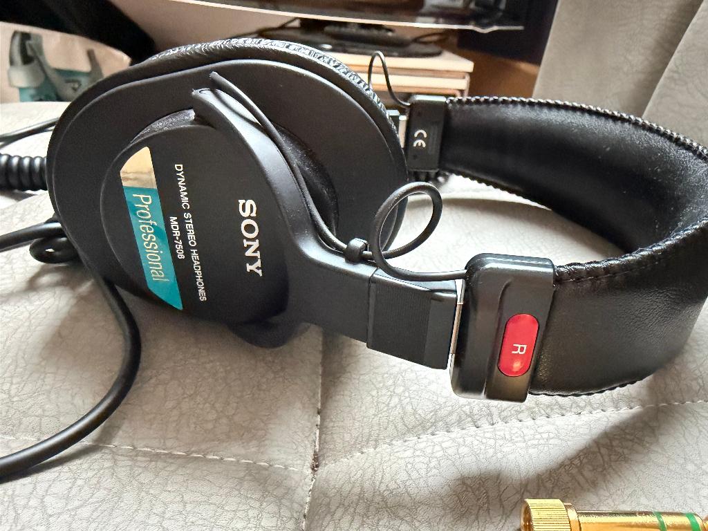 MDR-7506 Professionele koptelefoon, Audio, Tv en Foto, Hoofdtelefoons, Ophalen, Zo goed als nieuw, Over oor (circumaural), Sony