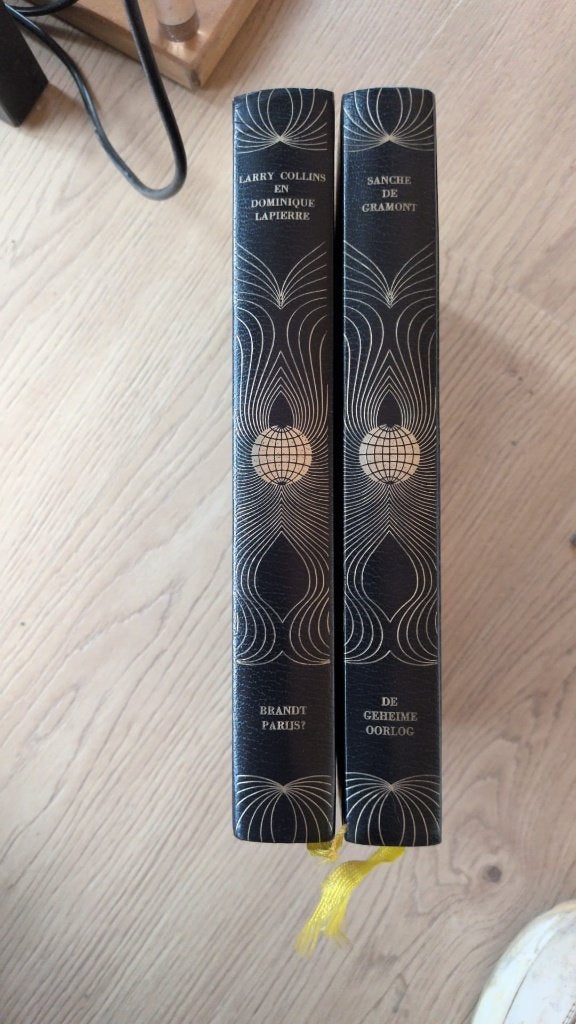 2 boeken van de oorlog - 12€ voor de 2 stuks, Ophalen of Verzenden, Zo goed als nieuw, Algemeen