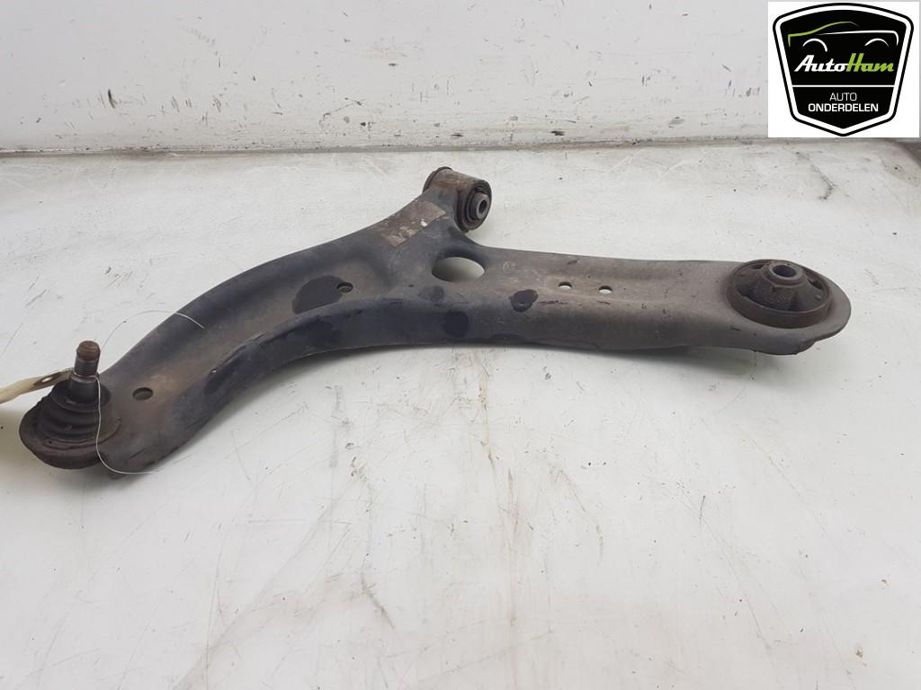 BRAS DE SUSPENSION AVANT GAUCHE (TRIANGLE) i20 (GBB), Dhr. J. Ham, Administratie@autoham.nl, Utilisé, Hyundai