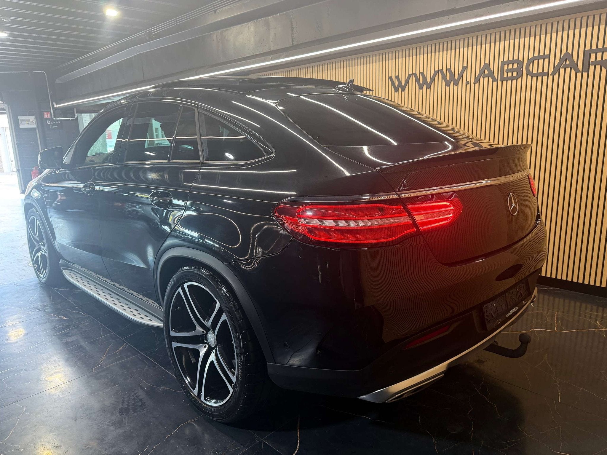 Mercedes-Benz GLE 450 AMG 4-MATIC * TOIT PANO * GARANTIE 12, Autos, Mercedes-Benz, Cuir, Achat, Euro 6, Entreprise
