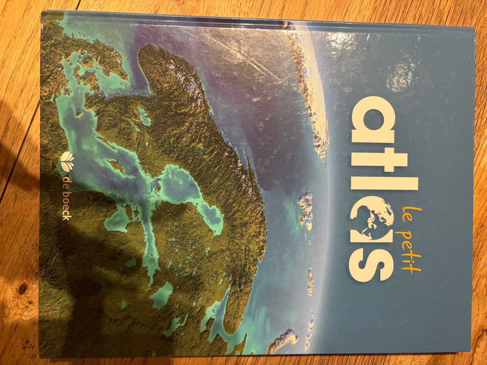 Le petit Atlas, Boeken, Atlassen en Landkaarten, Ophalen of Verzenden, Zo goed als nieuw