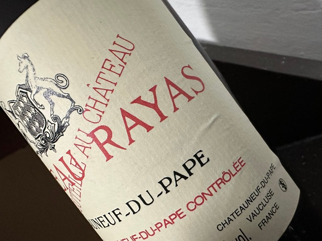 Chateau RAYAS 2014, Verzamelen, Wijnen, Frankrijk, Nieuw, Ophalen of Verzenden, Rode wijn