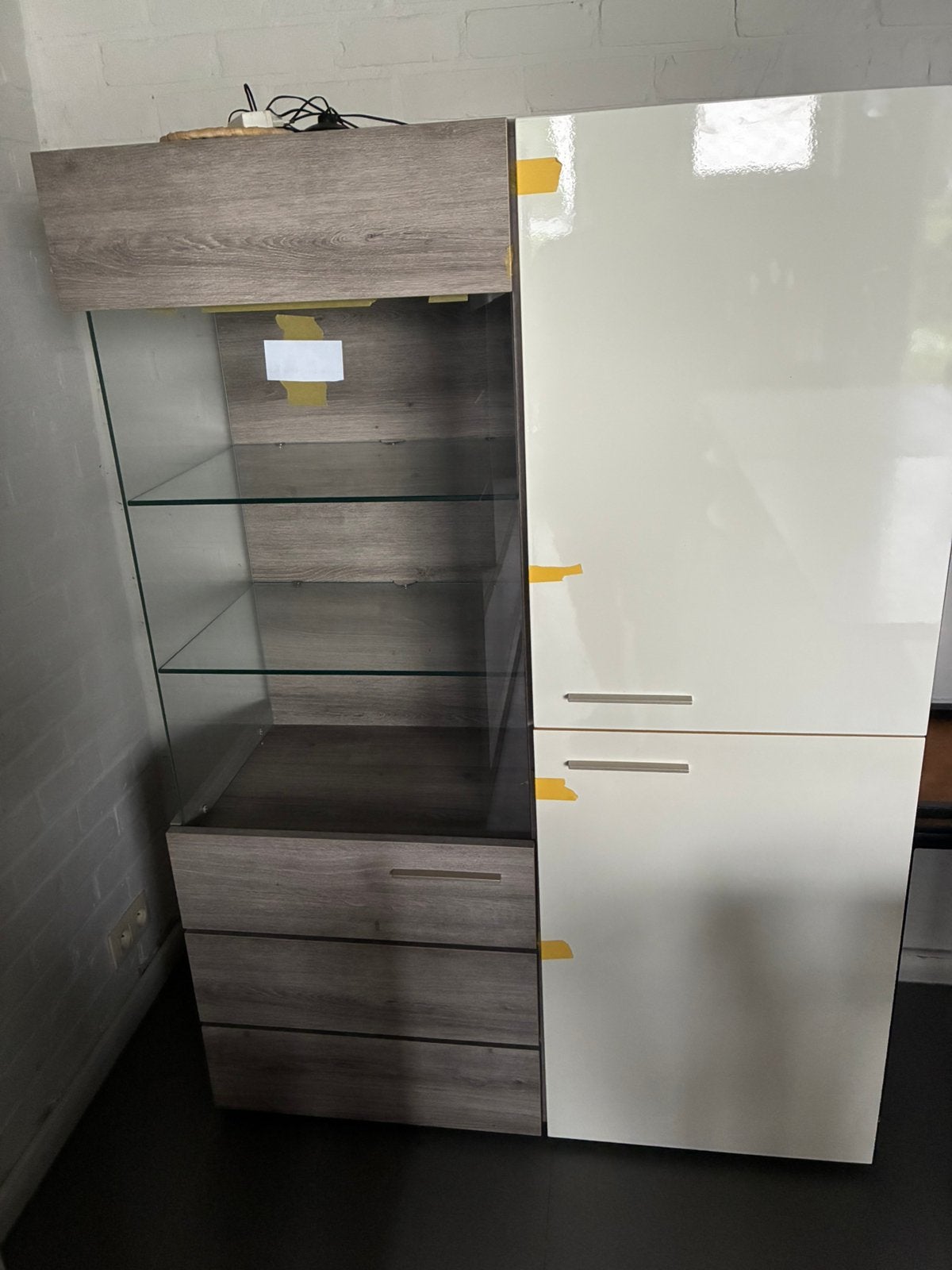 Moderne tv en vitrine kast, Huis en Inrichting, Ophalen, Zo goed als nieuw