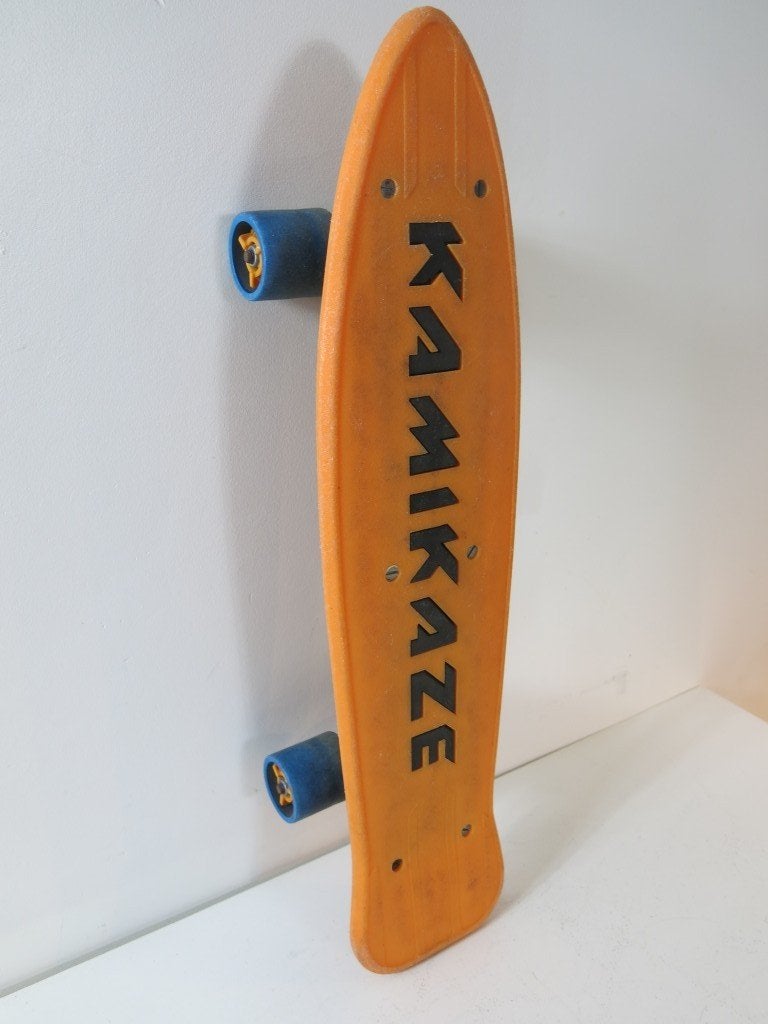 Skateboard Kamikaze Vintage Orange — Banane rétro, Sports & Fitness, Skateboard, Enlèvement ou Envoi, Utilisé, Skateboard