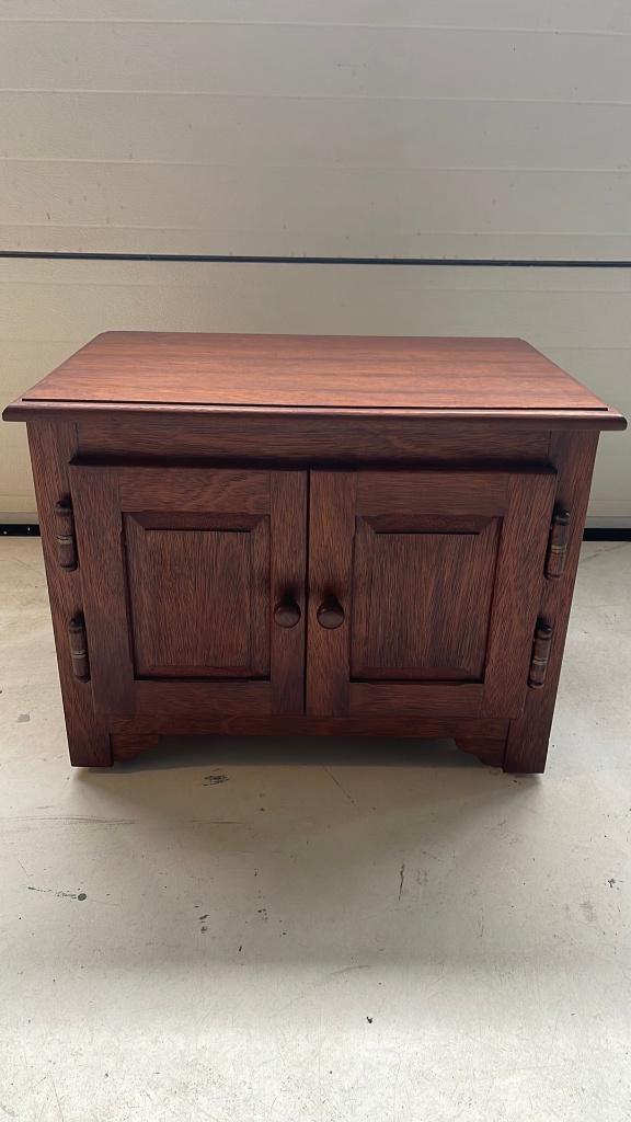 Antiek lage kast, Ophalen