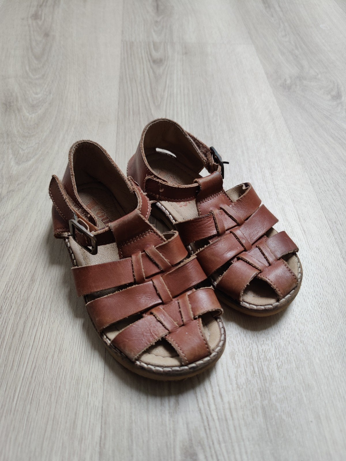 Sandalen young soles maat 27, Ophalen