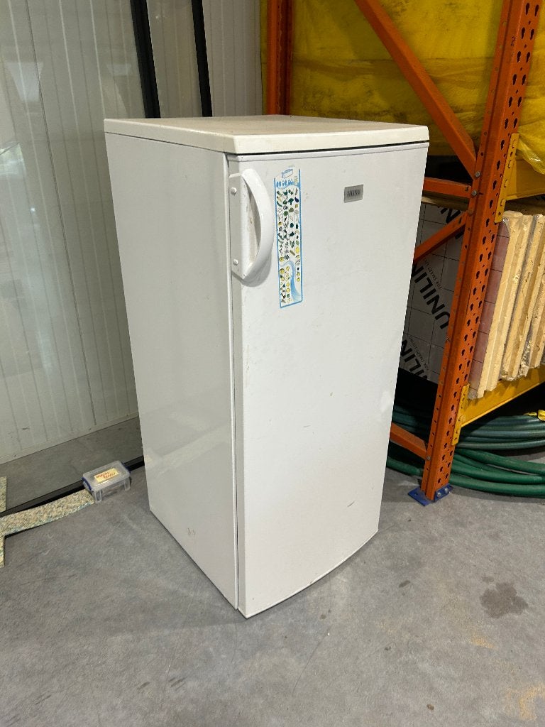 Koelkast Zanussi 250l, Ophalen, 120 tot 140 cm, 200 liter of meer, 45 tot 60 cm