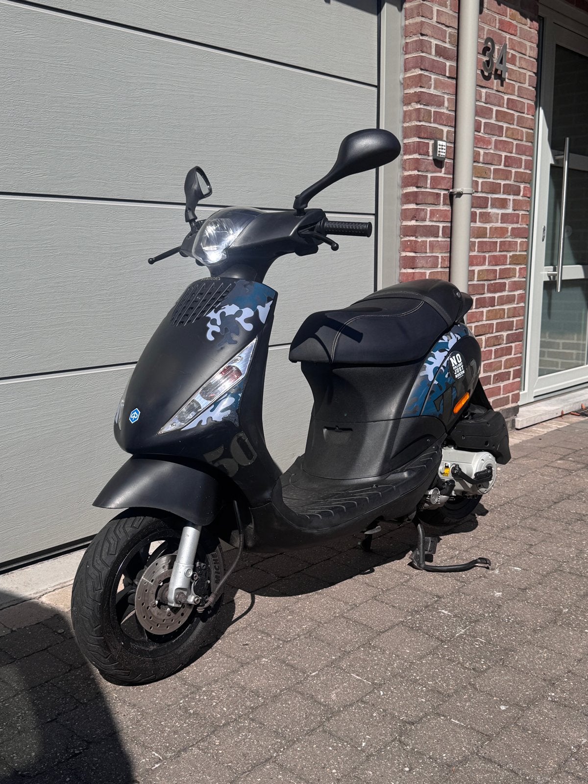 Piaggio Zip 4T A Klasse, Vélos & Vélomoteurs, Scooters | Piaggio, Zip, Enlèvement, Utilisé, Classe A (25 km/h)