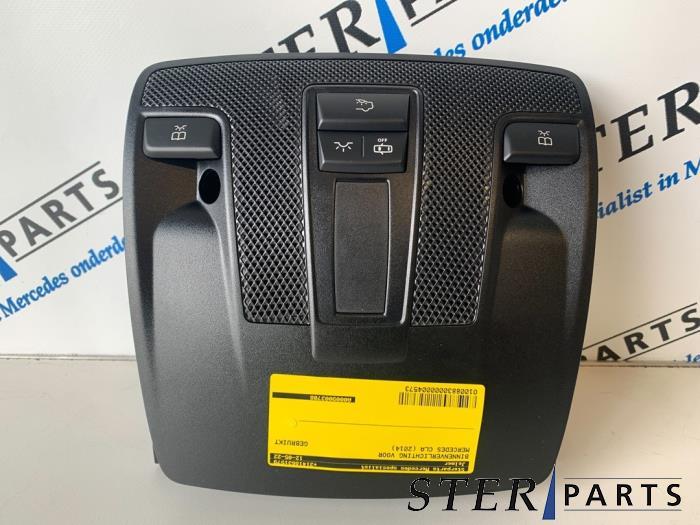 Eclairage intérieur avant d'un Mercedes CLA, 3 mois de garantie, Utilisé, -, -