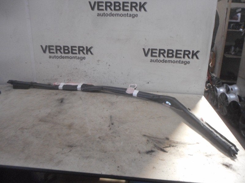 GORDIJN AIRBAG LINKS Ford B-Max (JK8) (av11-14k158-ad), Gebruikt, Henry-Ford-Straße  1
50735  Köln, DE, Ford-Werke GmbH, Kunden@ford.com