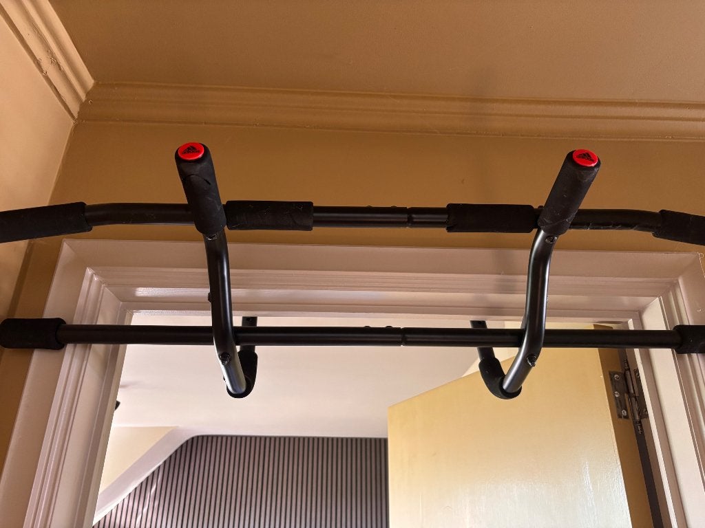 Adidas optrekstang, Sport en Fitness, Ophalen, Gebruikt, Armen, Overige typen