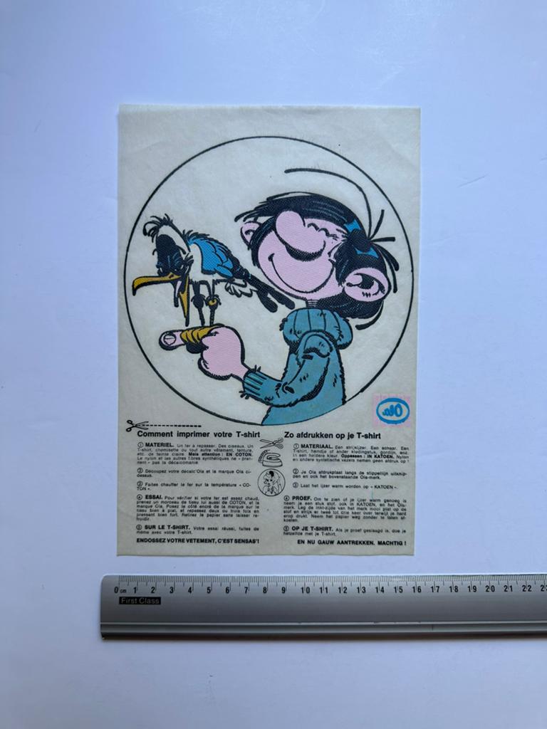 Franquin : décalcomanie Gaston Lagaffe / Ola années 70, Collections, Envoi, Gaston ou Spirou, Neuf, Image, Affiche ou Autocollant