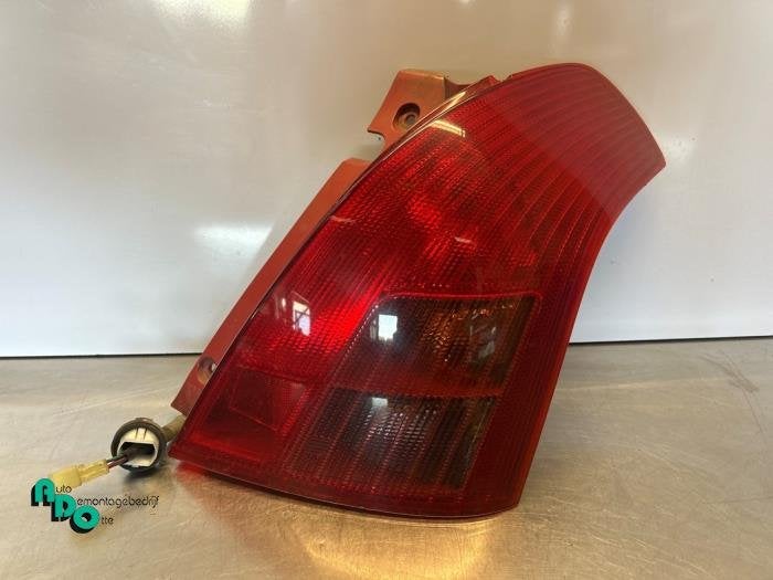 Achterlicht rechts van een Suzuki Swift (Swift 05-), Gebruikt, -, -, Ophalen of Verzenden