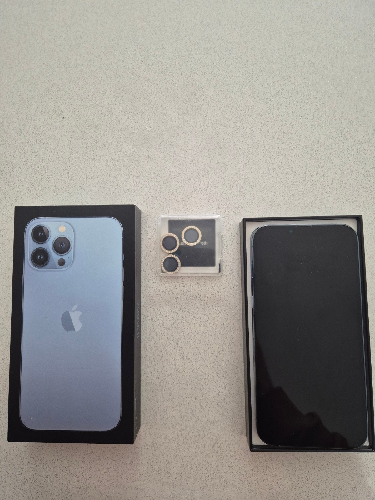 A vendre un iphone 13 pro max, Telecommunicatie, Mobiele telefoons | Apple iPhone, Ophalen, 128 GB, Blauw, 0 %
