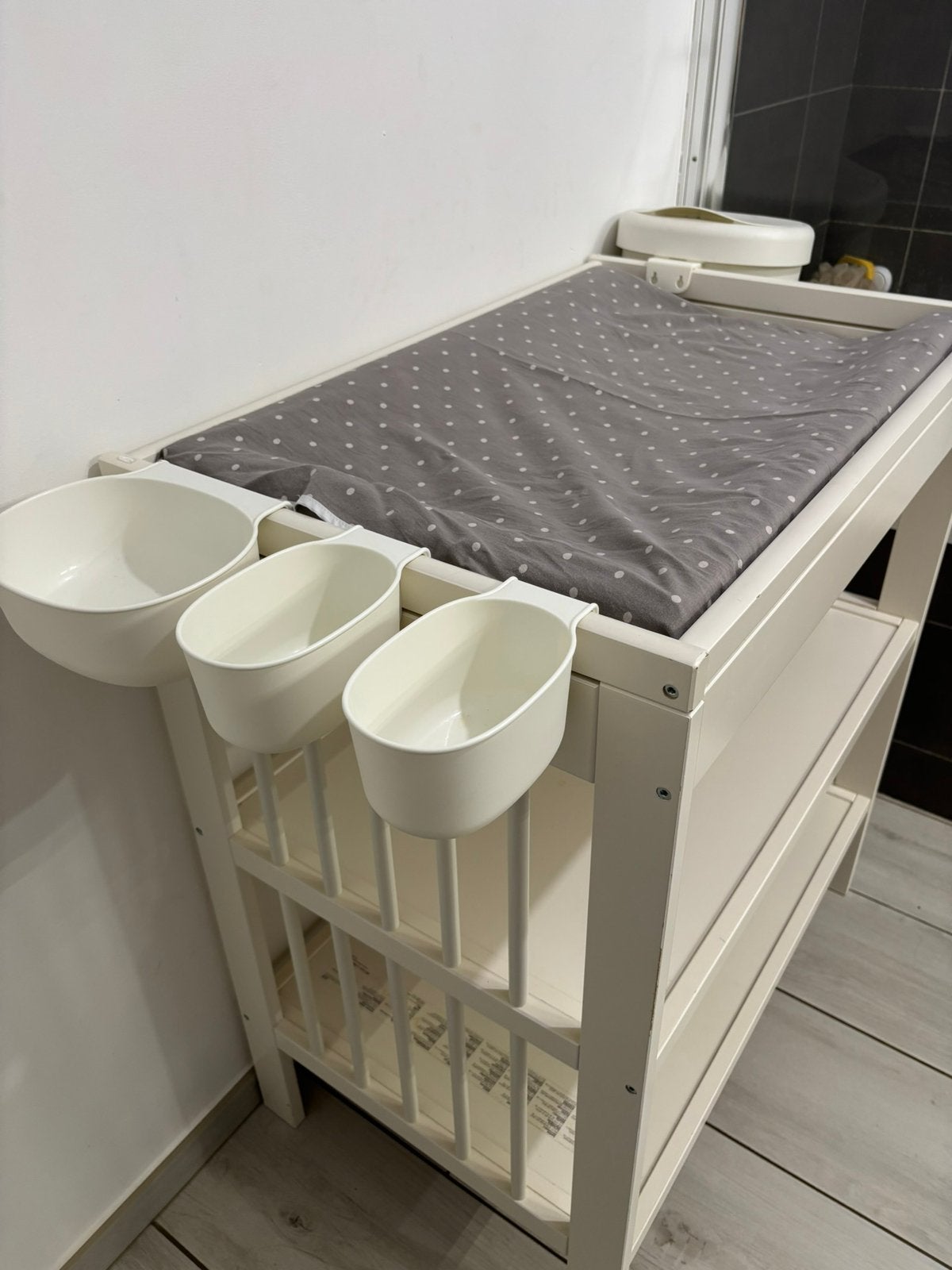 Commode met opbergruimte - Zeer goede staat, Kinderen en Baby's, Kinderkamer | Commodes en Kasten, Ophalen, Zo goed als nieuw