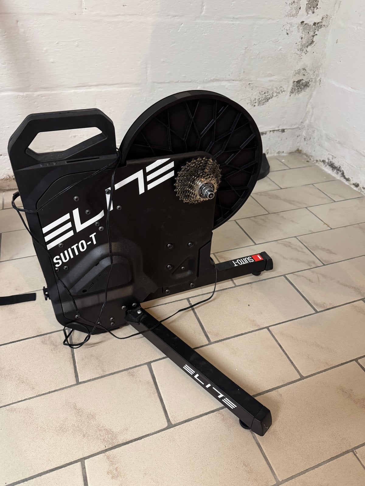 Elite Suito-T met cassette, Enlèvement, Utilisé