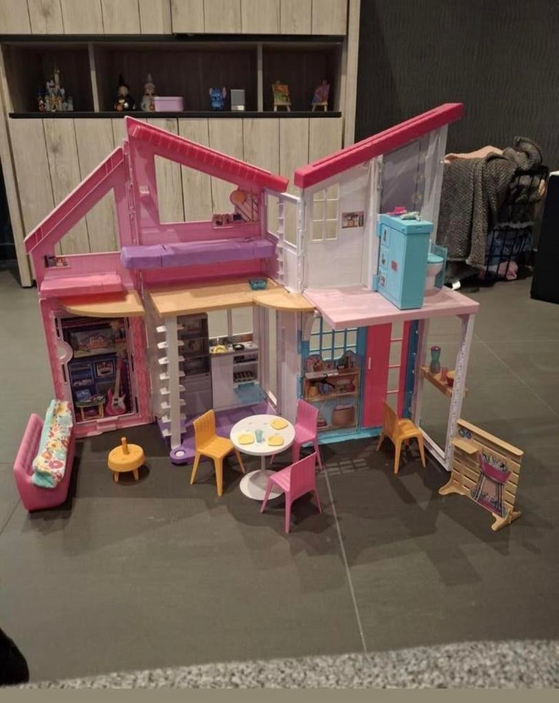 Barbie malibu huis, Ophalen, Barbie