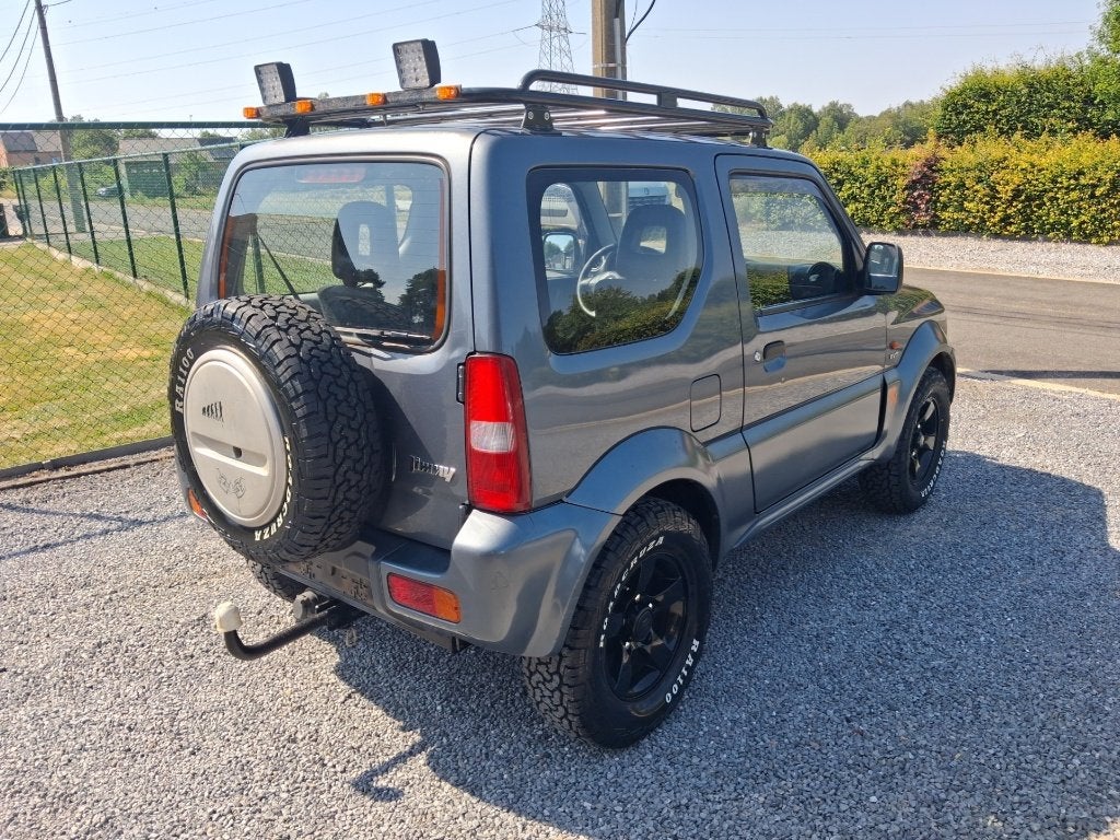 suzuki jimny #4x4# dakrek verstralers !!gekeurd!! bj 2005, 4 zetels, Stof, Zwart, Bedrijf