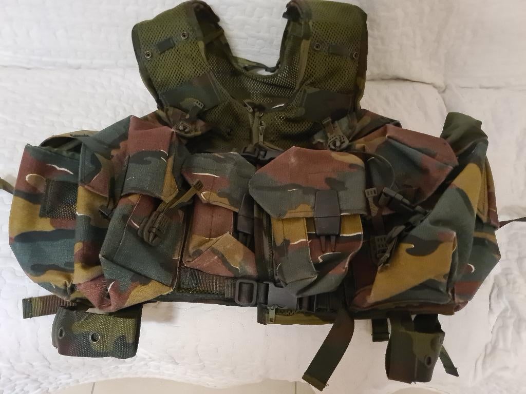 Camouflage en toile de poitrine, Collections, Enlèvement ou Envoi, Armée de terre, Vêtements ou Chaussures