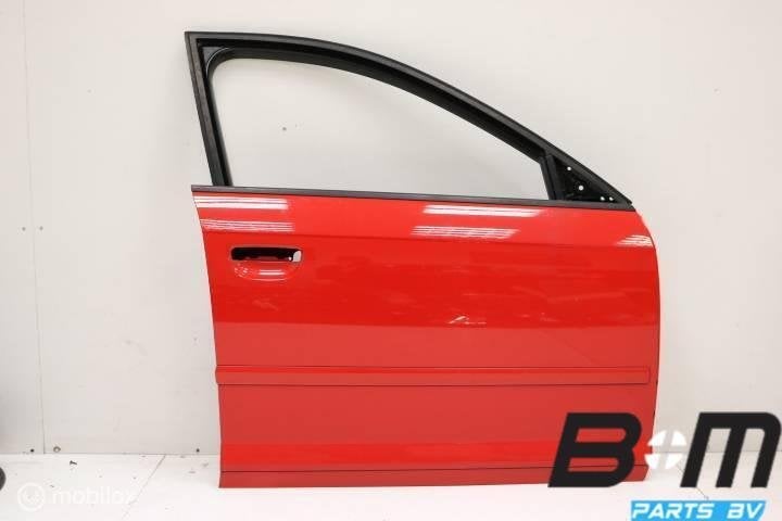 Portier RV Audi RS3 8P Sportback LZ3M 8P4831052A, Utilisé