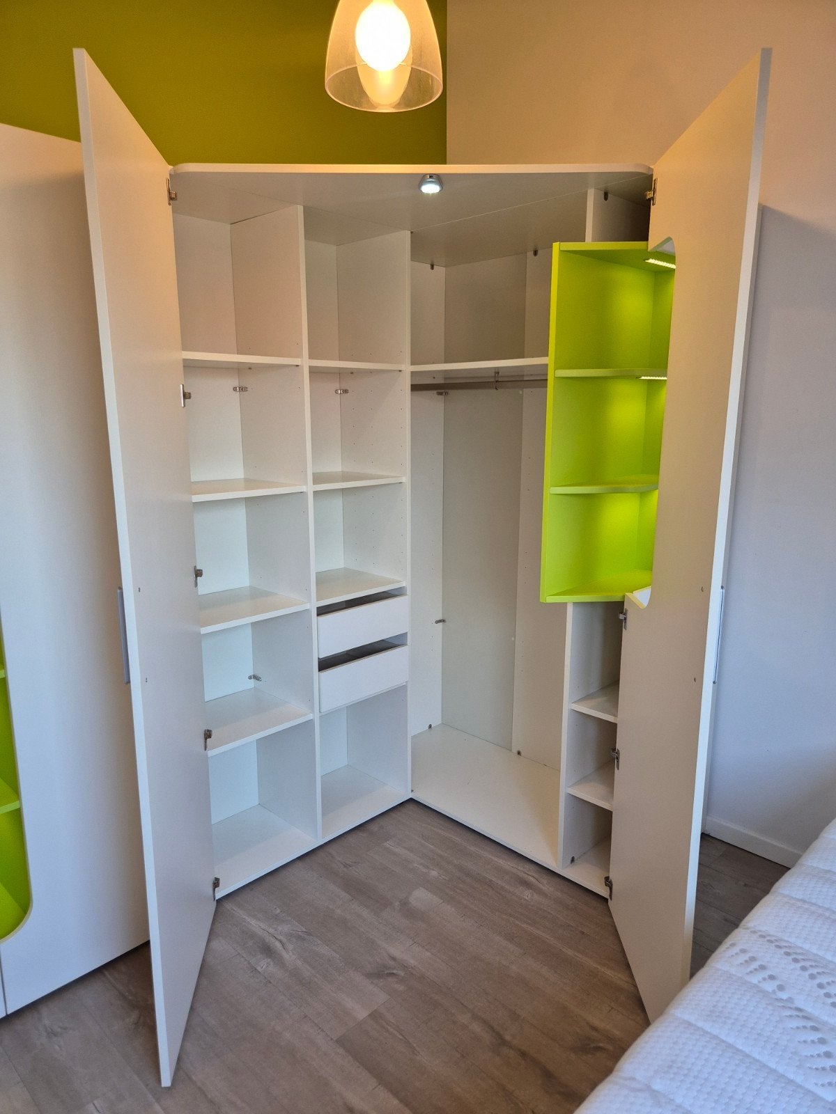 tiener slaapkamer in perfecte staat!, Ophalen