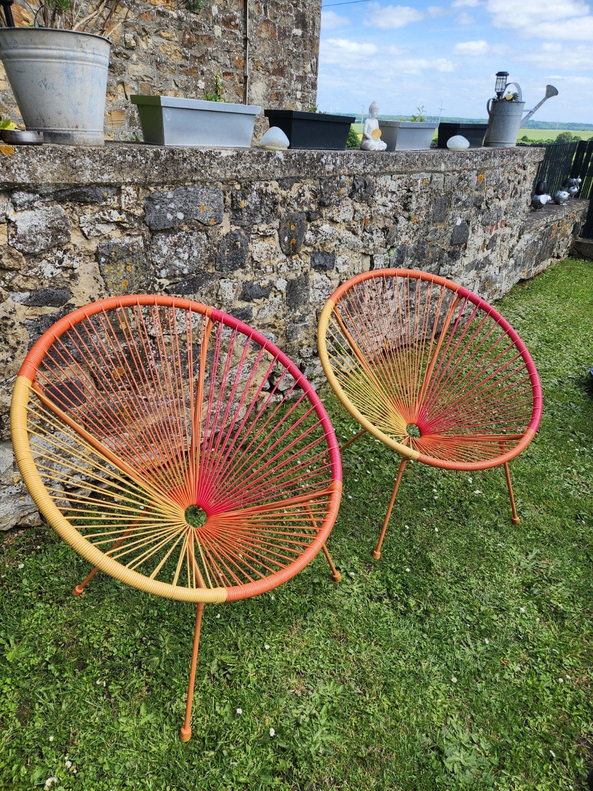 Fauteuils de jardin, Enlèvement