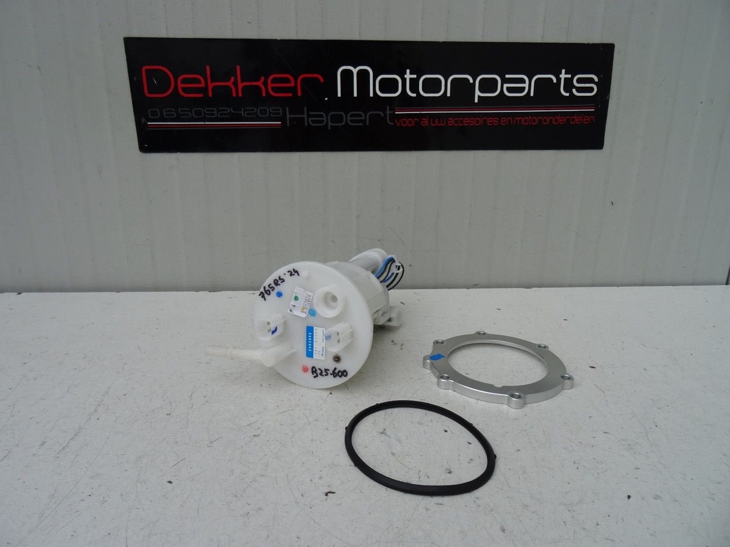 Benzinepomp / Brandstofpomp Triumph Street Triple 765 R / RS, Motoren, Ophalen of Verzenden, -, -, -