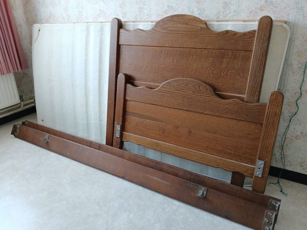 Houten bed 90 x 200 cm, Ophalen, Gebruikt, 90 cm, Eenpersoons
