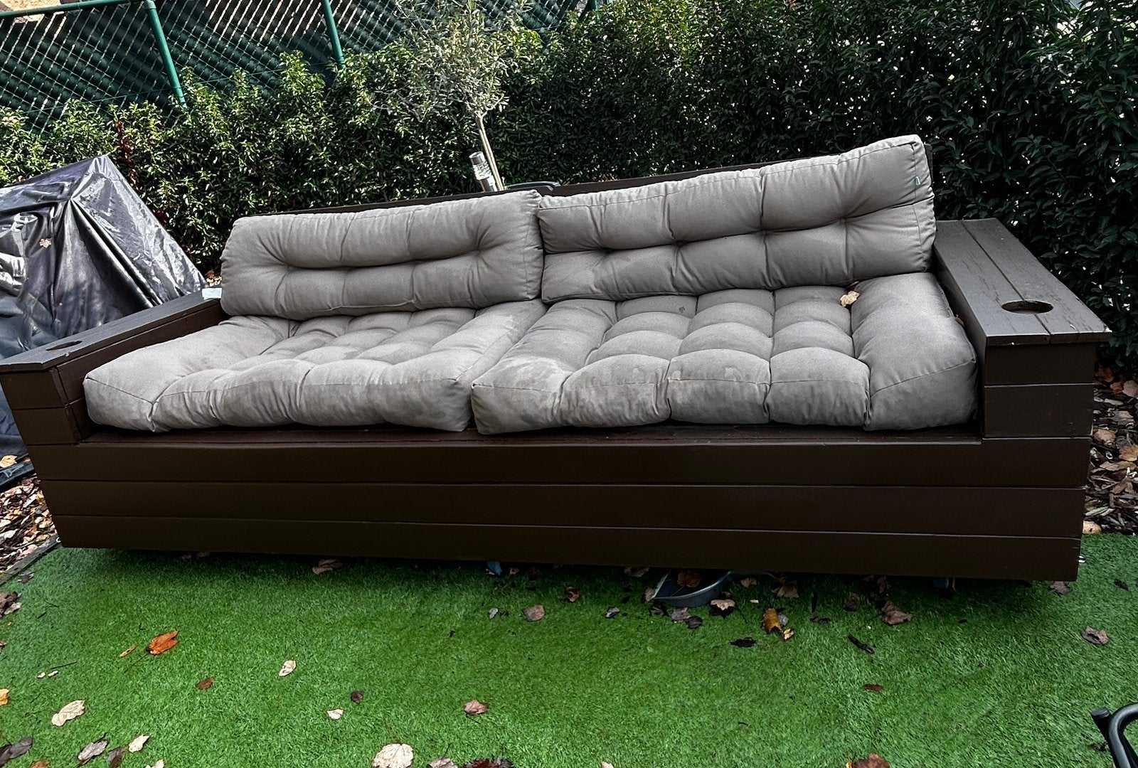 Buiten bank, Ophalen, 4 zitplaatsen, Zo goed als nieuw, Loungeset