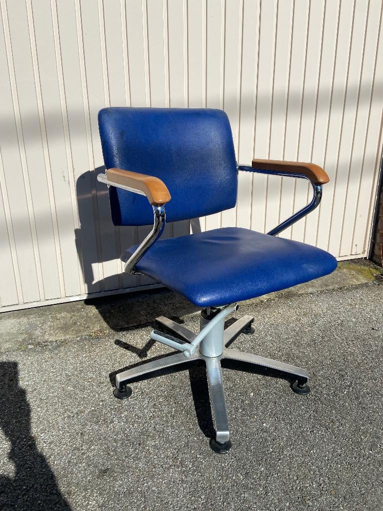 Bleu, Enlèvement, Utilisé