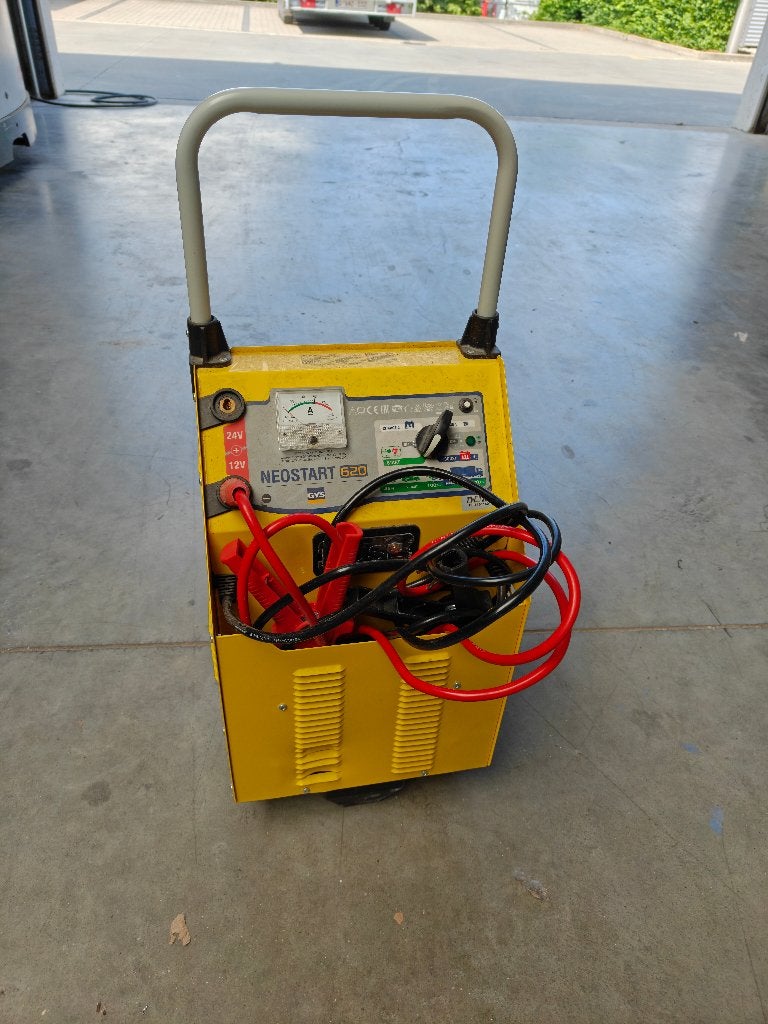 Neostart 620 12/24V accu lader/starter, Auto-onderdelen, Accu's en Toebehoren, Gebruikt, Ophalen