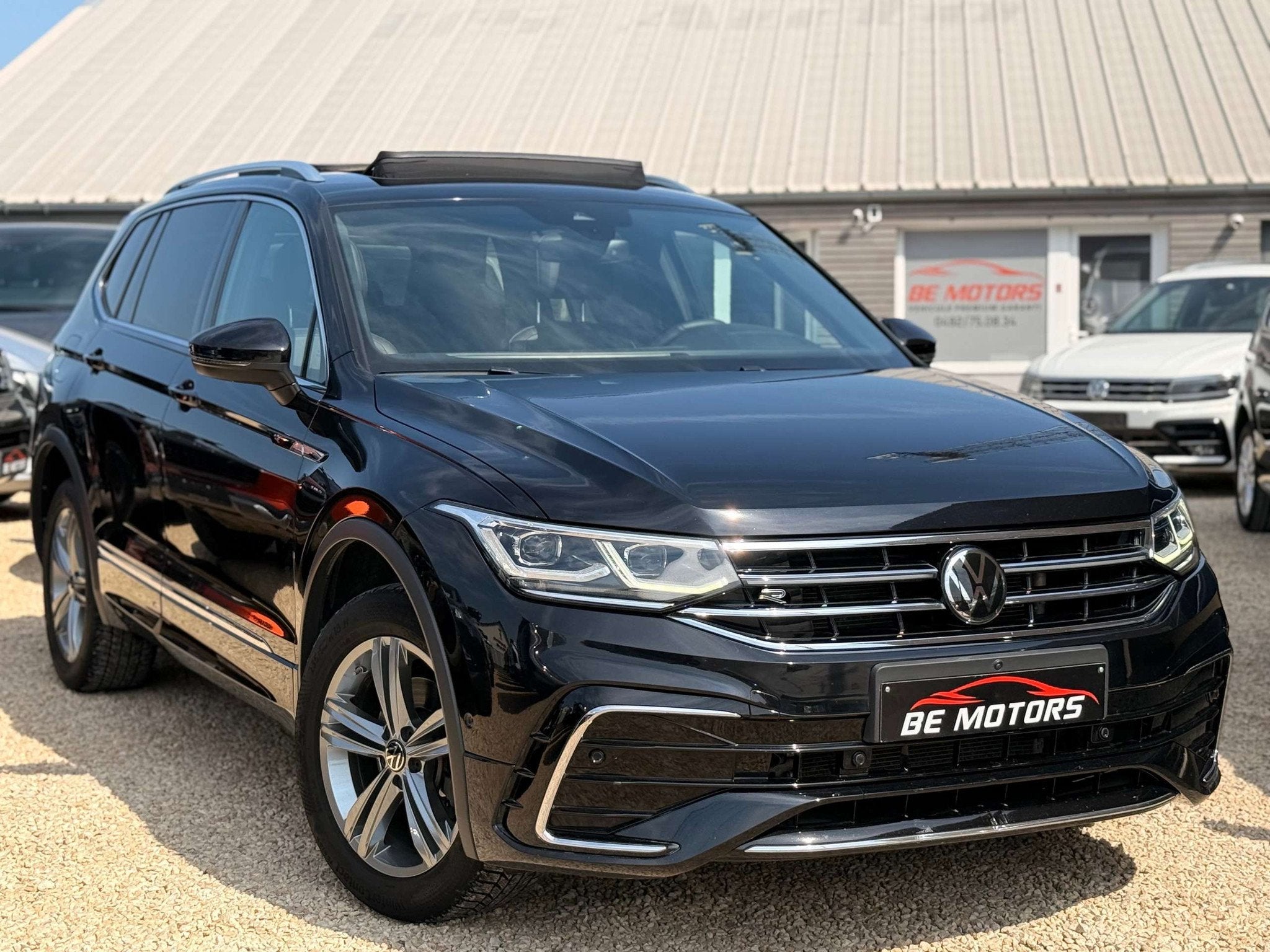 Volkswagen Tiguan Allspace 2.0 TDi SCR R-LINE 150CV 7PL / TV, Autos, Volkswagen, Cuir, Entreprise, 7 places, 1968 cm³