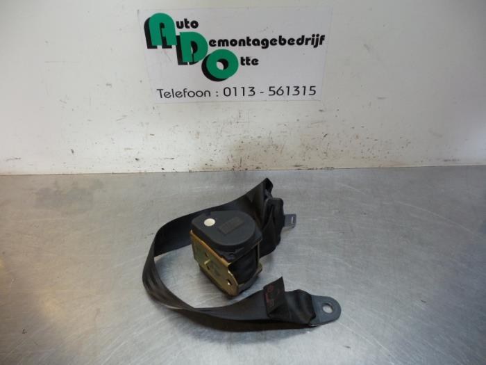 Ceinture de sécurité arrière gauche d'un Peugeot 406, Autos : Pièces & Accessoires, Habitacle & Garnissage, Peugeot, Utilisé, 3 mois de garantie