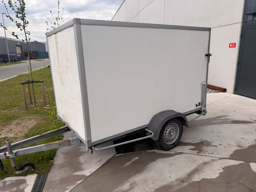 Gesloten aangangwagen 750kg, Auto diversen, Aanhangers en Bagagewagens, Ophalen, Zo goed als nieuw