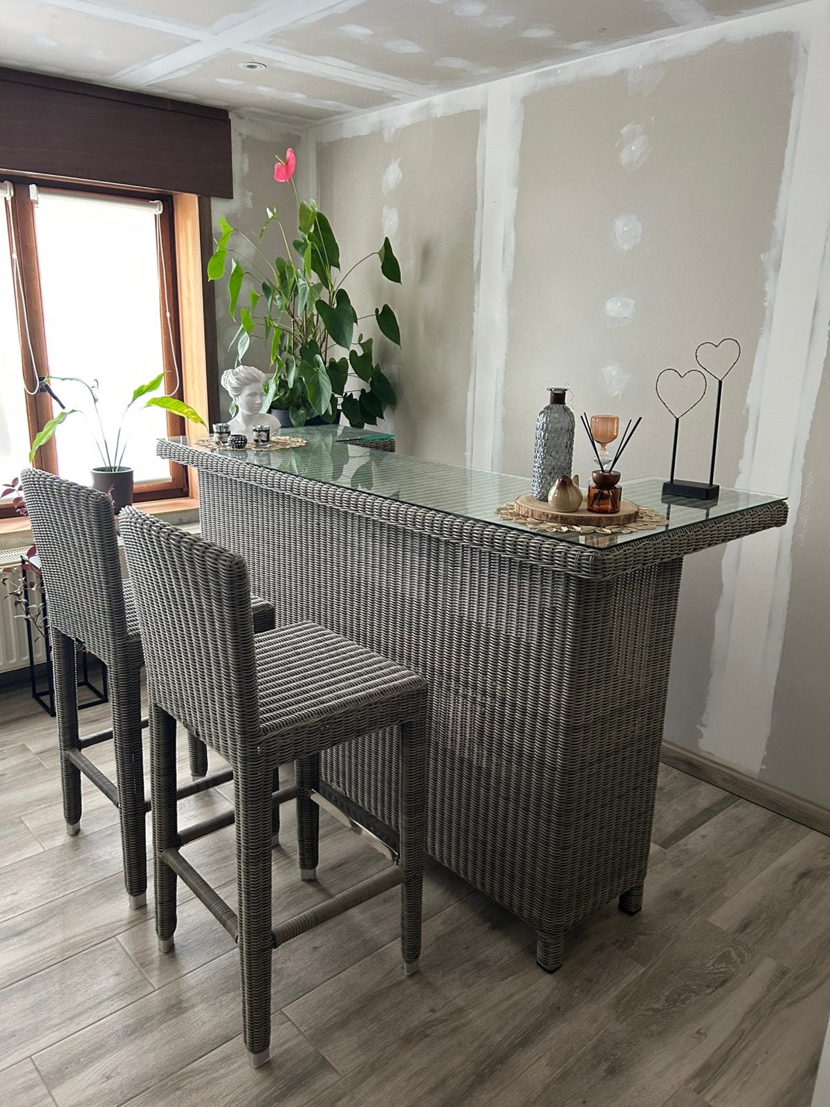 Bar Deauville met 4 barstoelen., Ophalen, Zo goed als nieuw