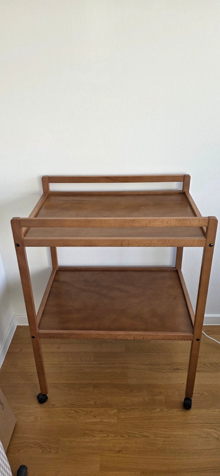 Luiertafel Quax - Mori Walnoot, Kinderen en Baby's, Ophalen, Zo goed als nieuw, Kast