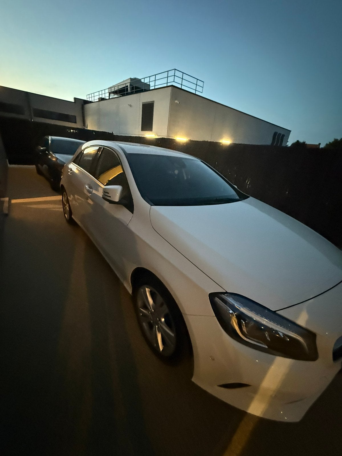 Mercedes Benz A 180, Auto's, Zwart, 1600 cc, Leder en Stof, Wit