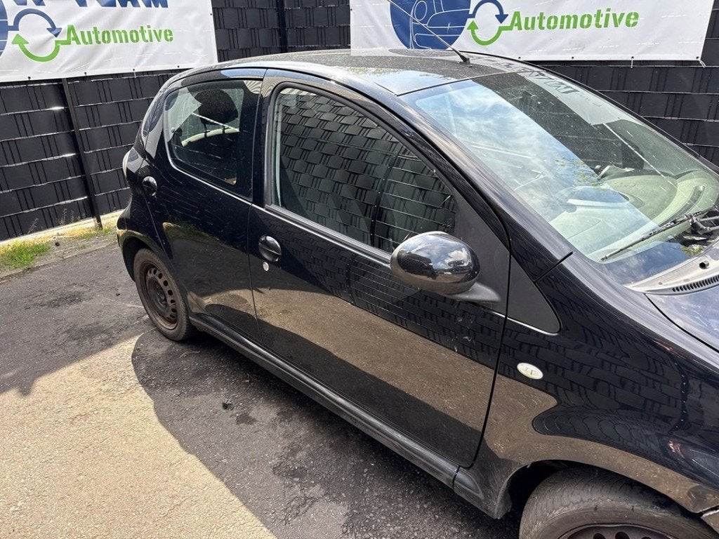 PORTIER RECHTS VOOR Toyota Aygo (B10) (|670010H010|), Gebruikt, Deur, Kundenbetreuung@toyota.de, Toyota