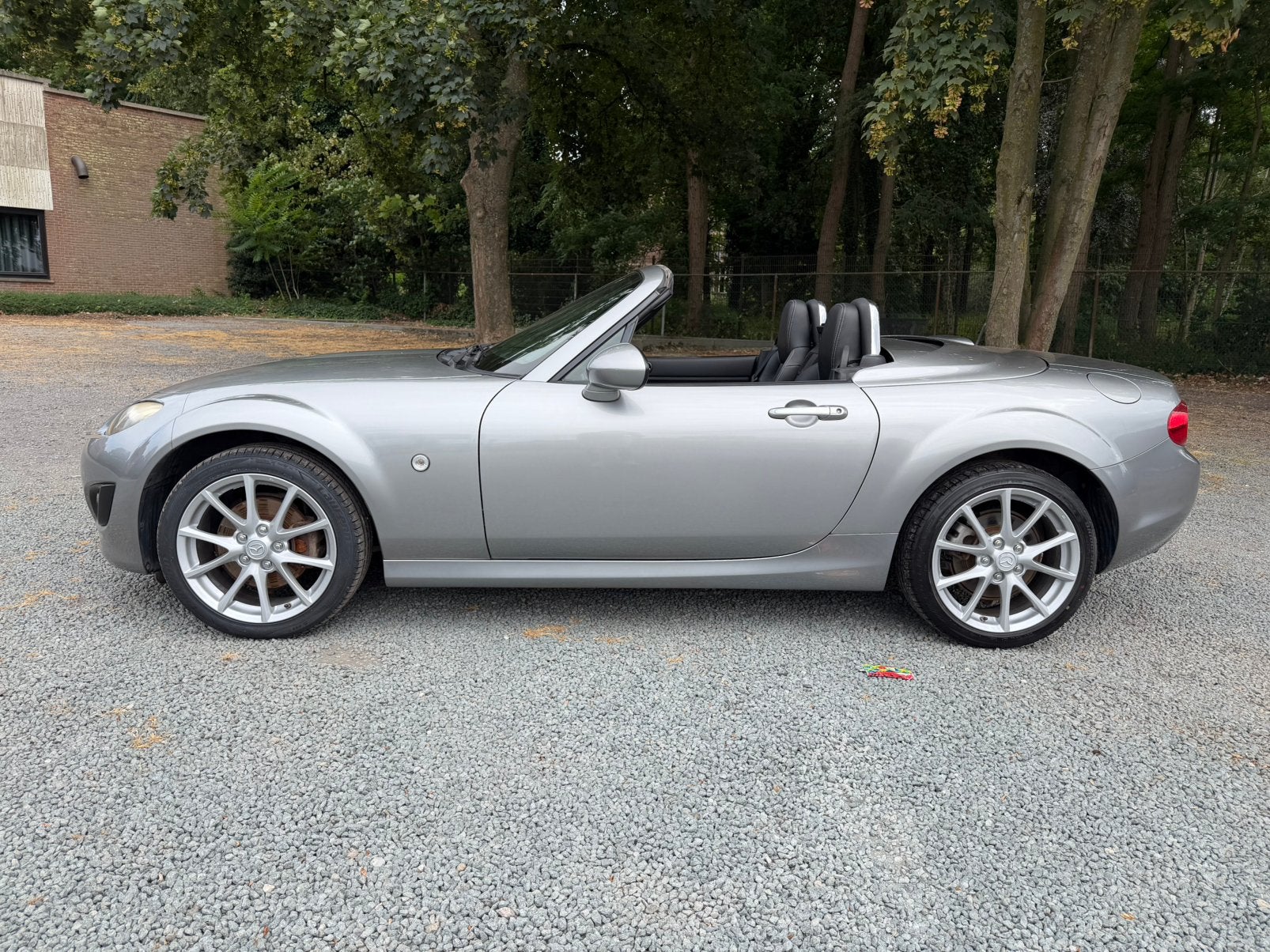 Mazda mx-5 NC aangeboden, Achterwielaandrijving, Zwart, 4 cilinders, Cabriolet
