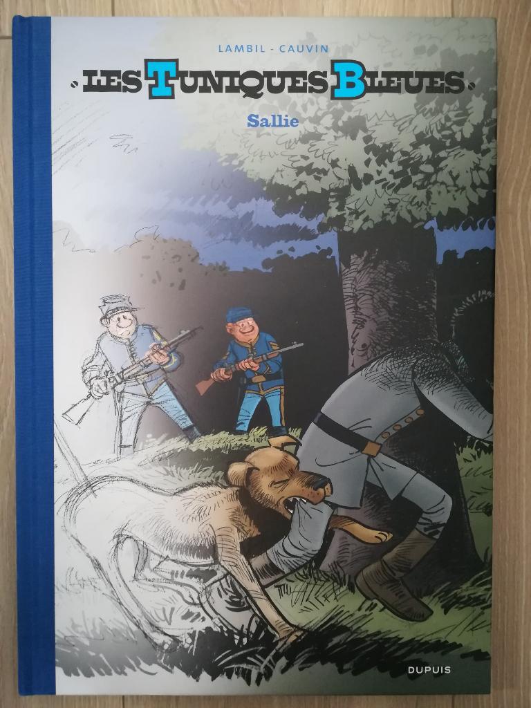 Blauwe tunieken - 62. TL 2018 + boekenplaat, Ophalen of Verzenden, Nieuw