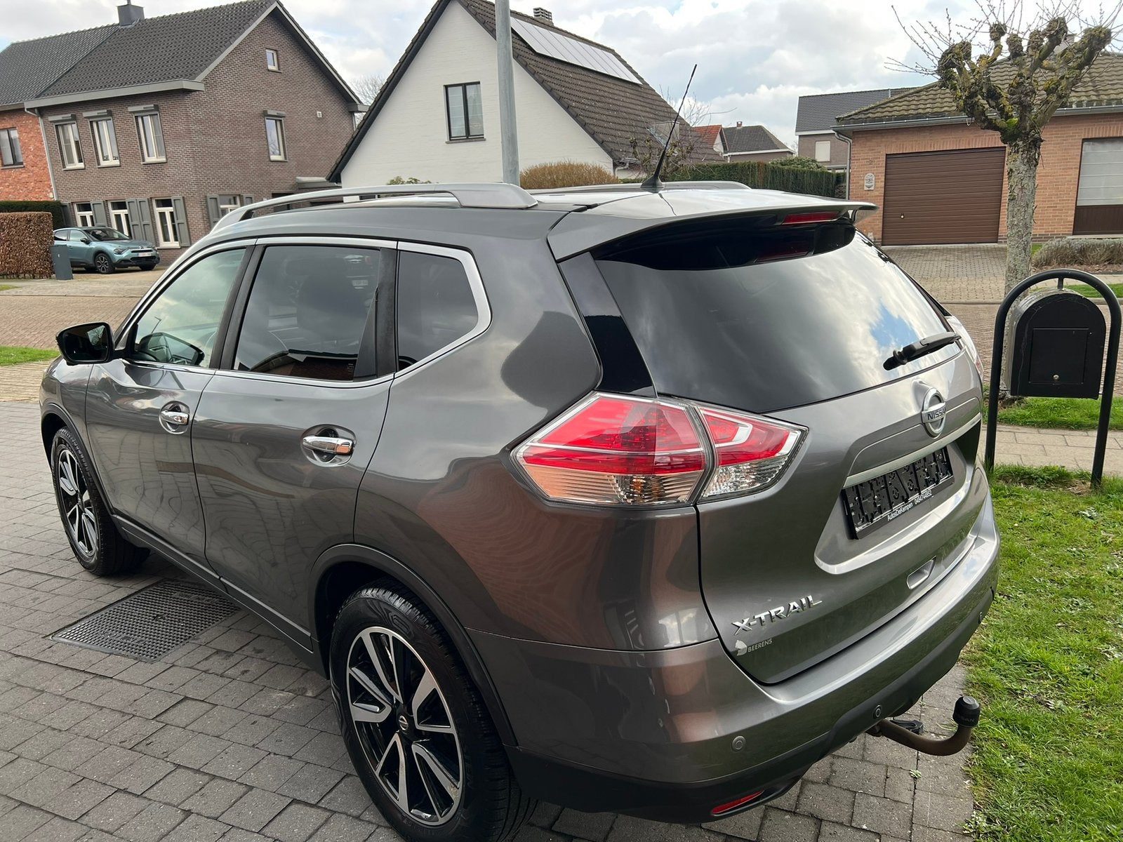 Nissan X-Trail 1.6 essence 7 personnes, Argent ou Gris, Achat, Euro 6, Entreprise