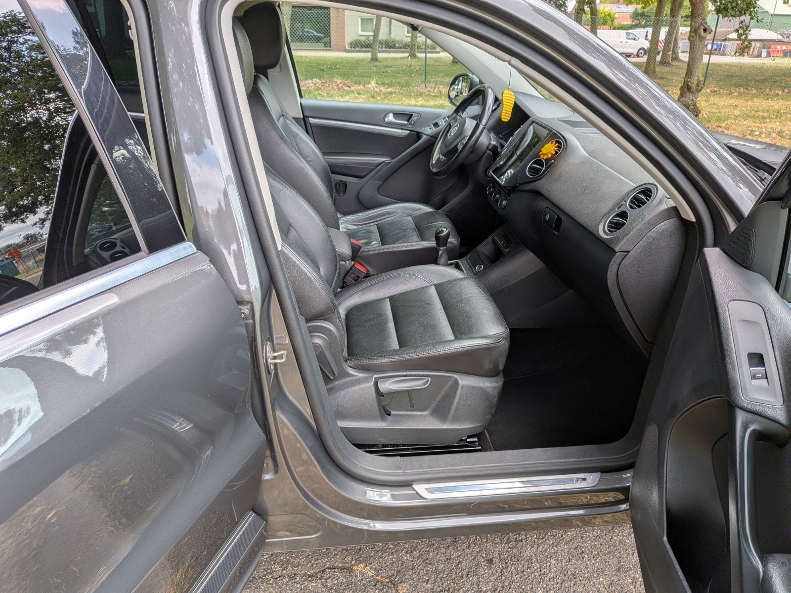tiguan 2016 Benzine, Leder, Handgeschakeld, 5 deurs, Particulier