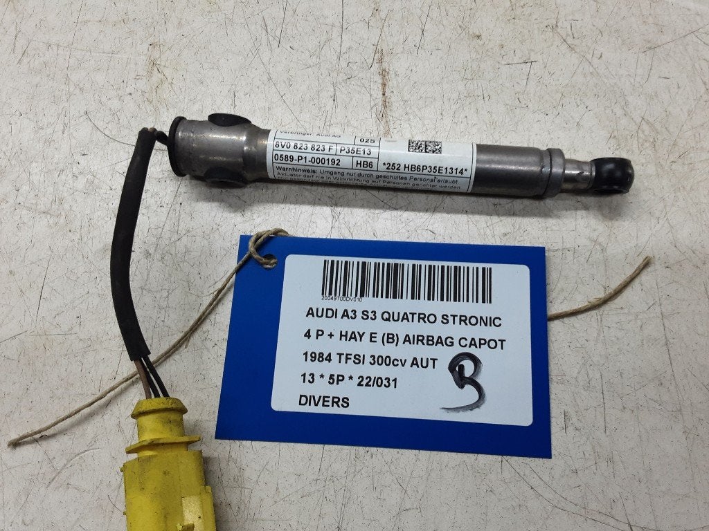DIVERS DIVERS Audi S3 Sportback (8VA / 8VF) (8VO823823F), Utilisé, Audi