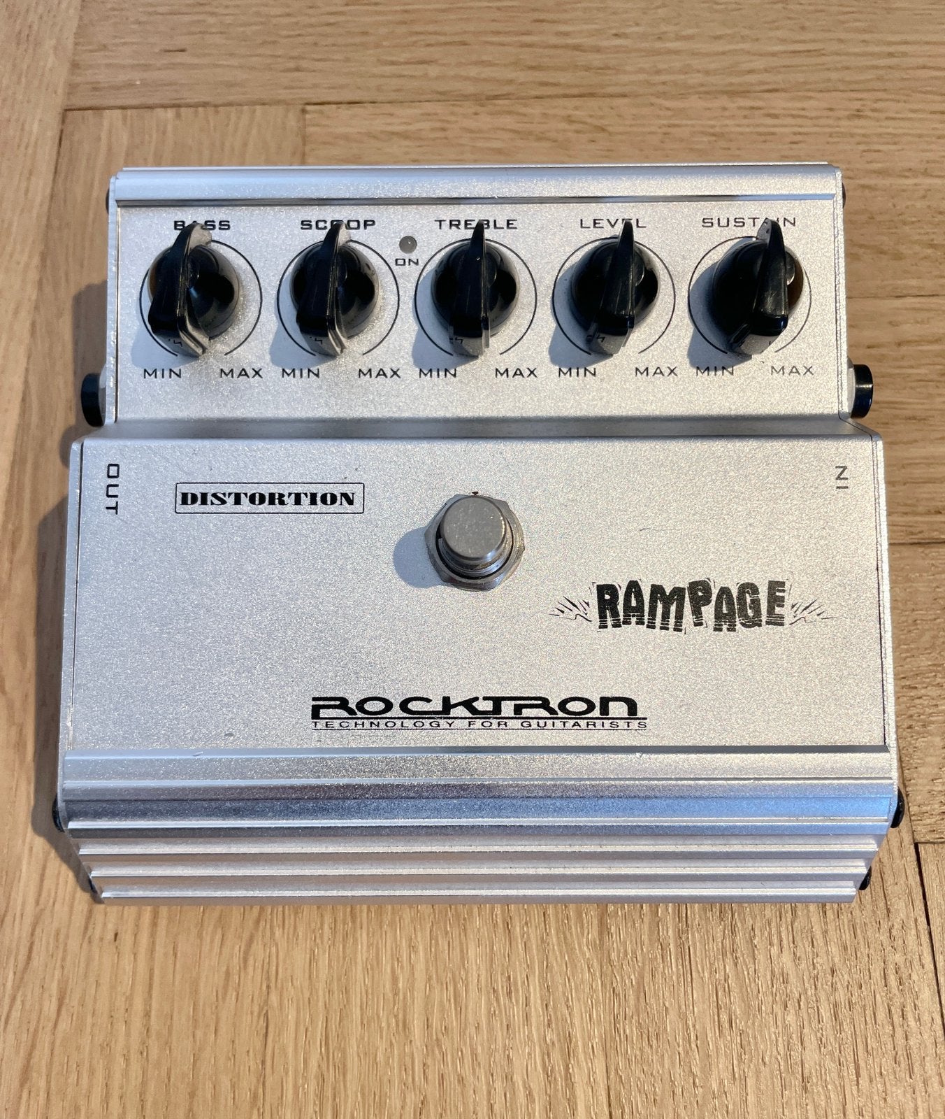 Distorsion Roctron rampage, Musique & Instruments, Enlèvement ou Envoi, Comme neuf