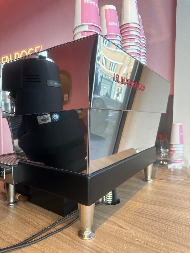 La Marzocco koffiezetapparaat, Ophalen, Gebruikt, Koffie en Espresso
