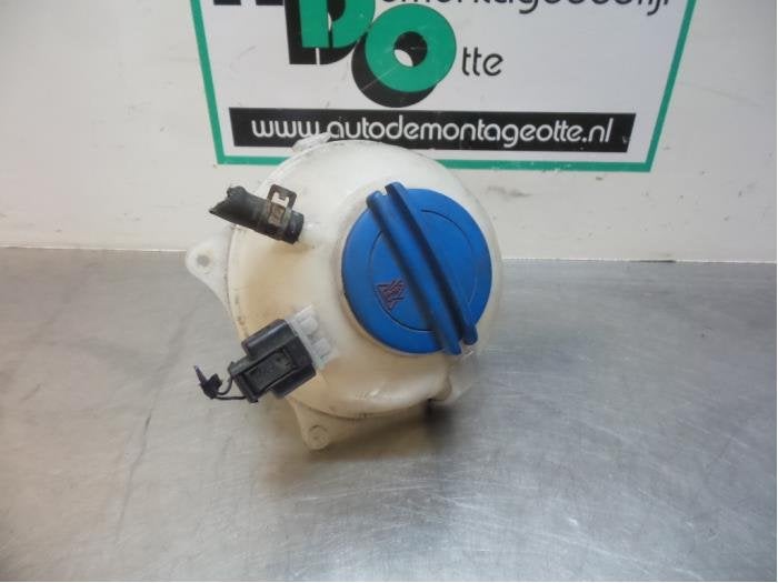 Réservoir d'expansion d'un Volkswagen Fox (Fox 05-), Autos : Pièces & Accessoires, Autres pièces automobiles, Volkswagen, Utilisé