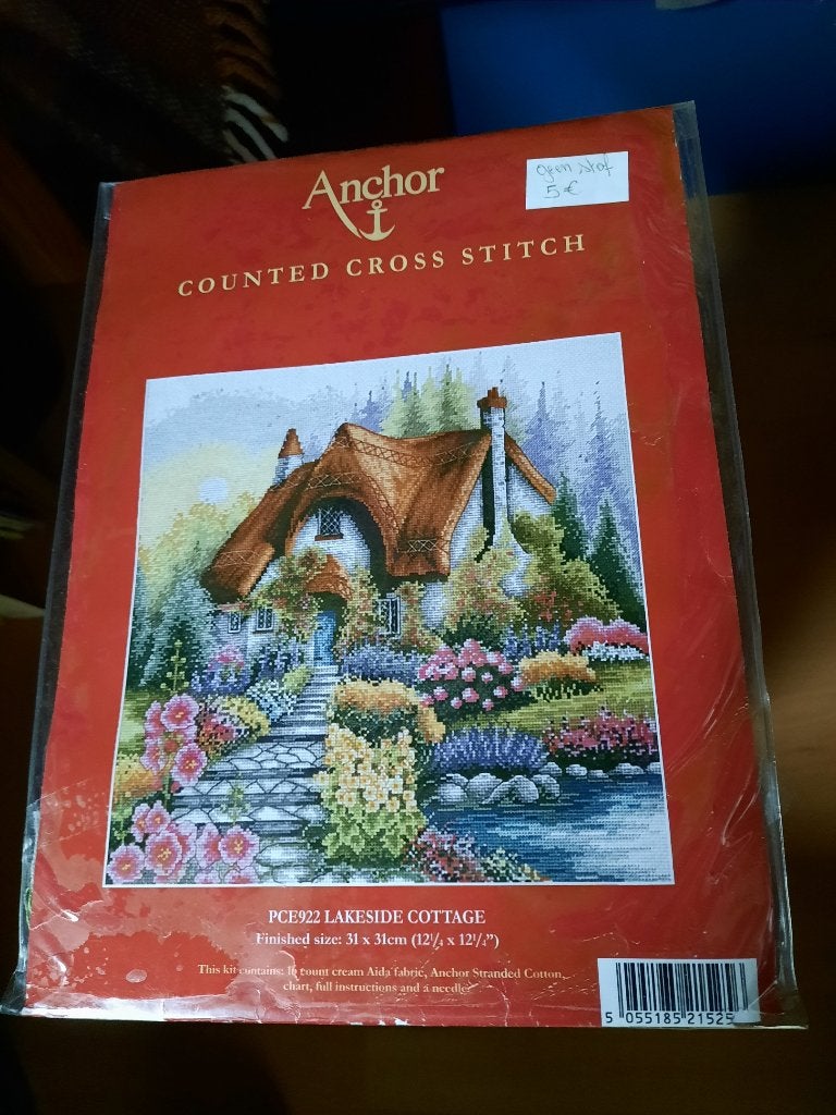 Boîtier d'ancrage sans poussière - PCE922, Hobby & Loisirs créatifs, Enlèvement ou Envoi, Comme neuf, Broderies à la main, Set à broder