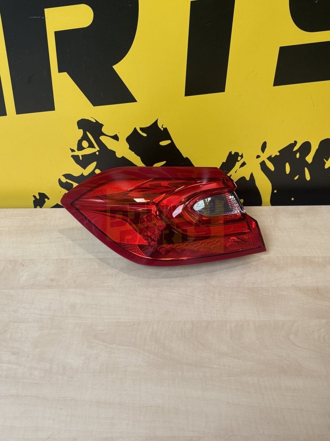 Ford Fiesta VII (3/17-1/22) achterlicht links buiten (comple, Auto-onderdelen, -, -, Nieuw, Ophalen of Verzenden