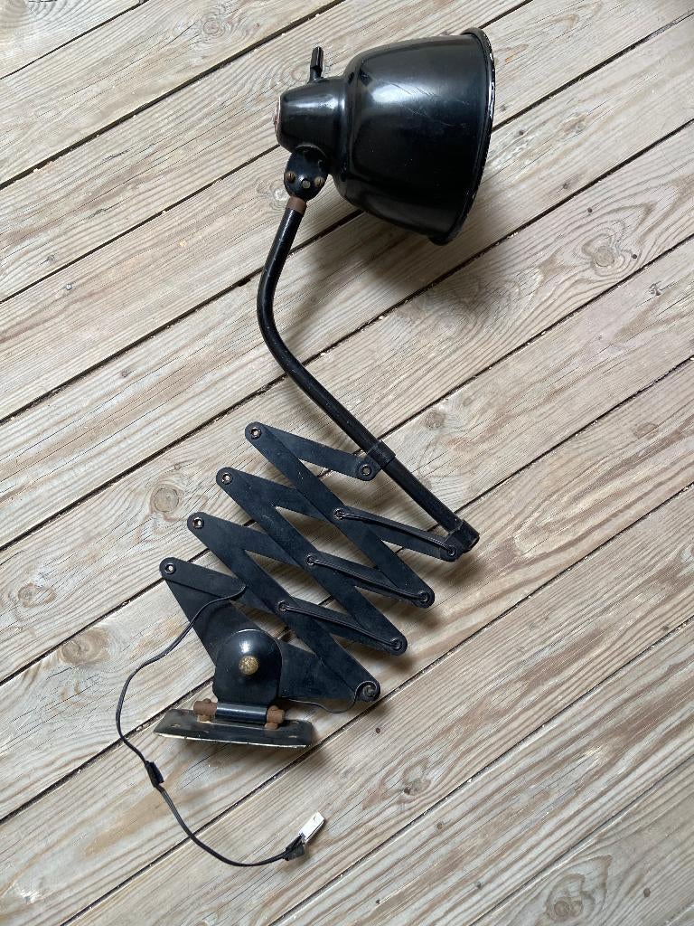 Lampe rare du milieu du siècle de Helo Leuchten, Enlèvement