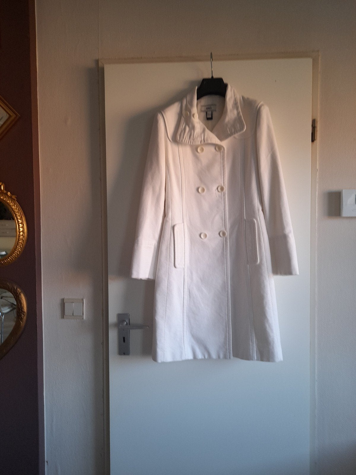 Manteau t.xs Mongo en très bonne ètat, Enlèvement